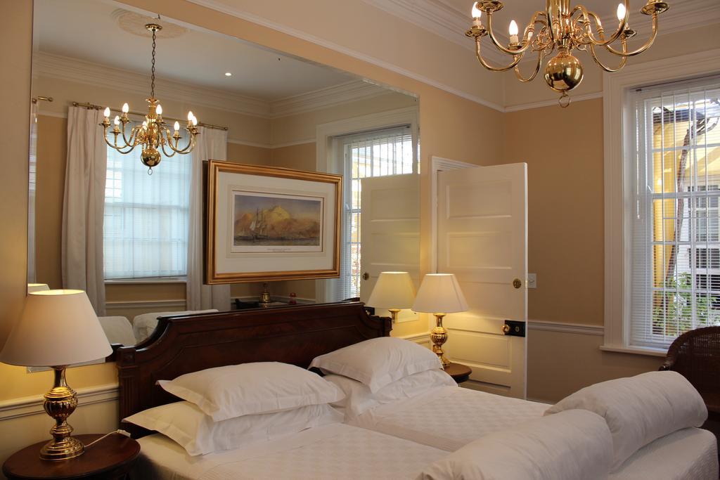 Tintagel Guest House Cape Town Room photo